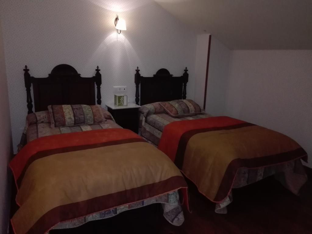 Casa Mañoso Pensión *